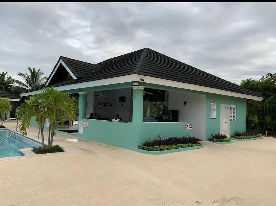 Villa Kk'S Elite Escape With Private Beach Richmond