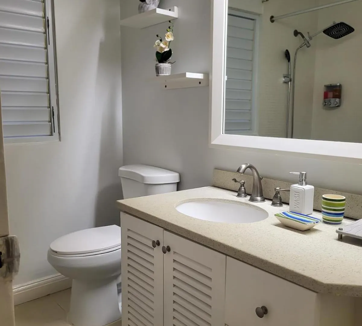 Villa Kk'S Elite Escape With Private Beach Richmond