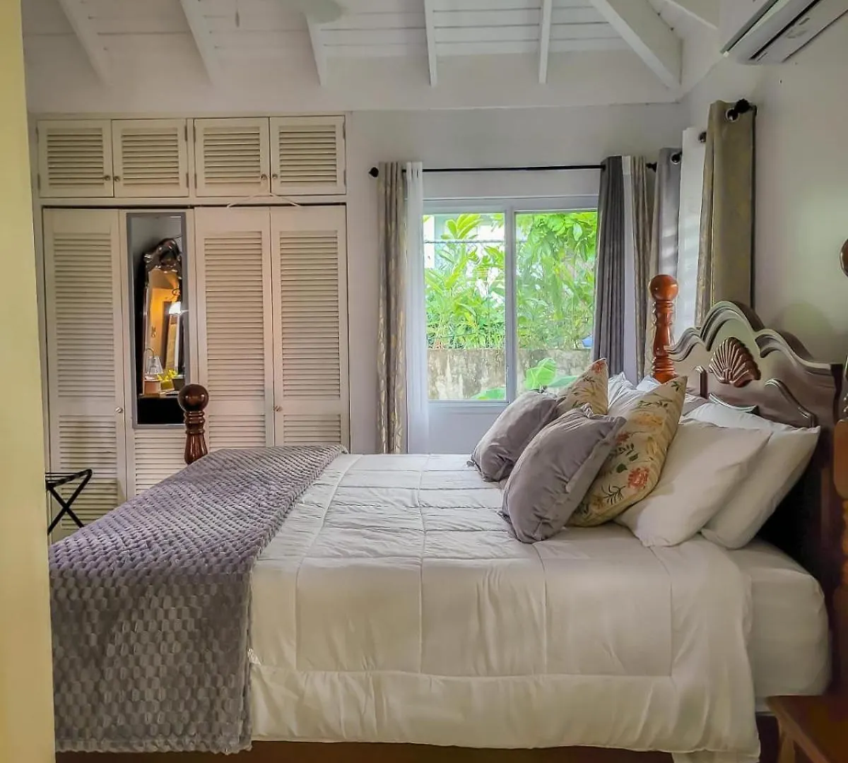 Kk'S Elite Escape With Private Beach Richmond