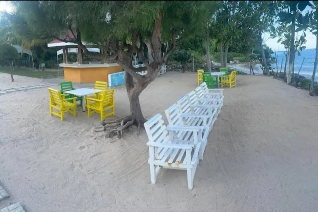 Kk'S Elite Escape With Private Beach Richmond Willa